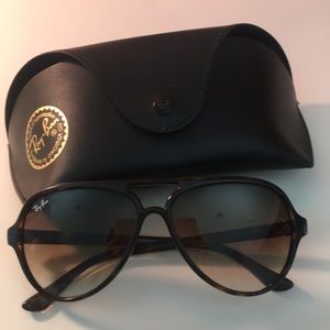 CATS 500 Classic Ray Ban sunglasses